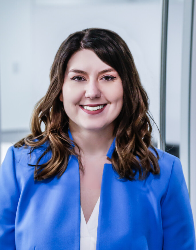 Rebecca Shull Headshot